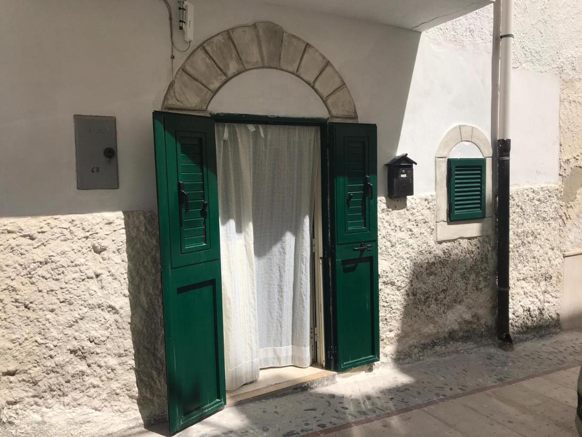 Dimora Nel Borgo Apartment Vieste Exterior photo