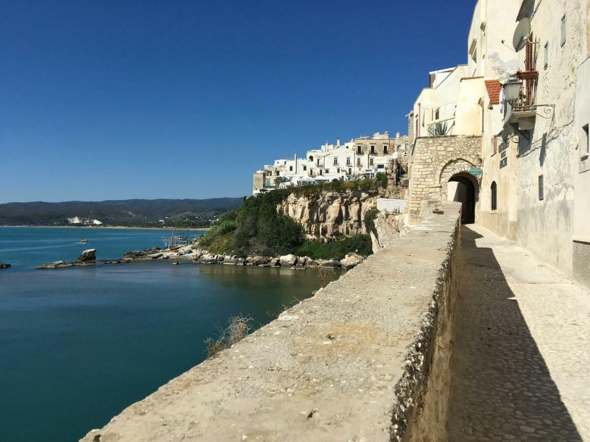 Dimora Nel Borgo Apartment Vieste Exterior photo